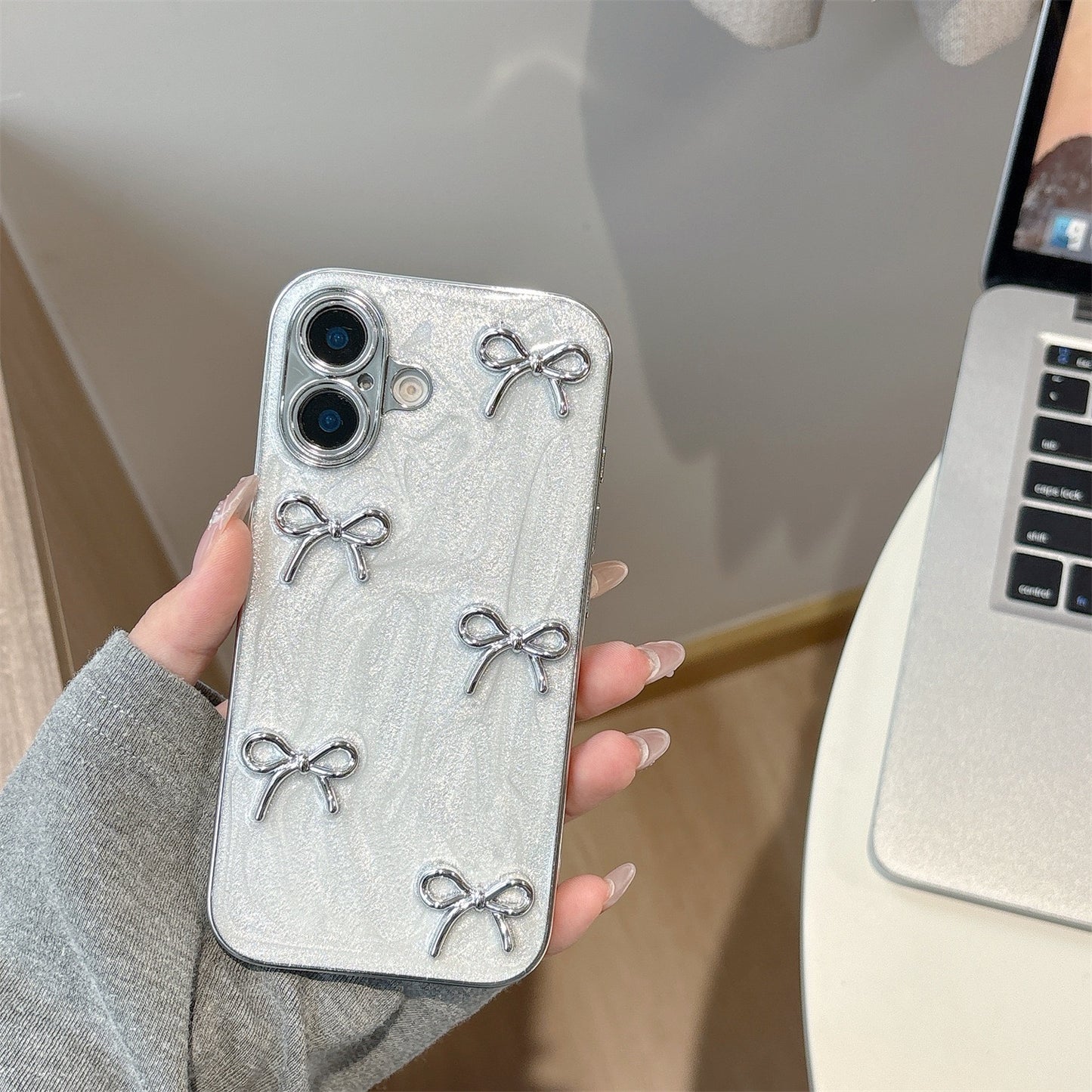 Bow(Silver) Glitter TPU Case – Chic & Protective