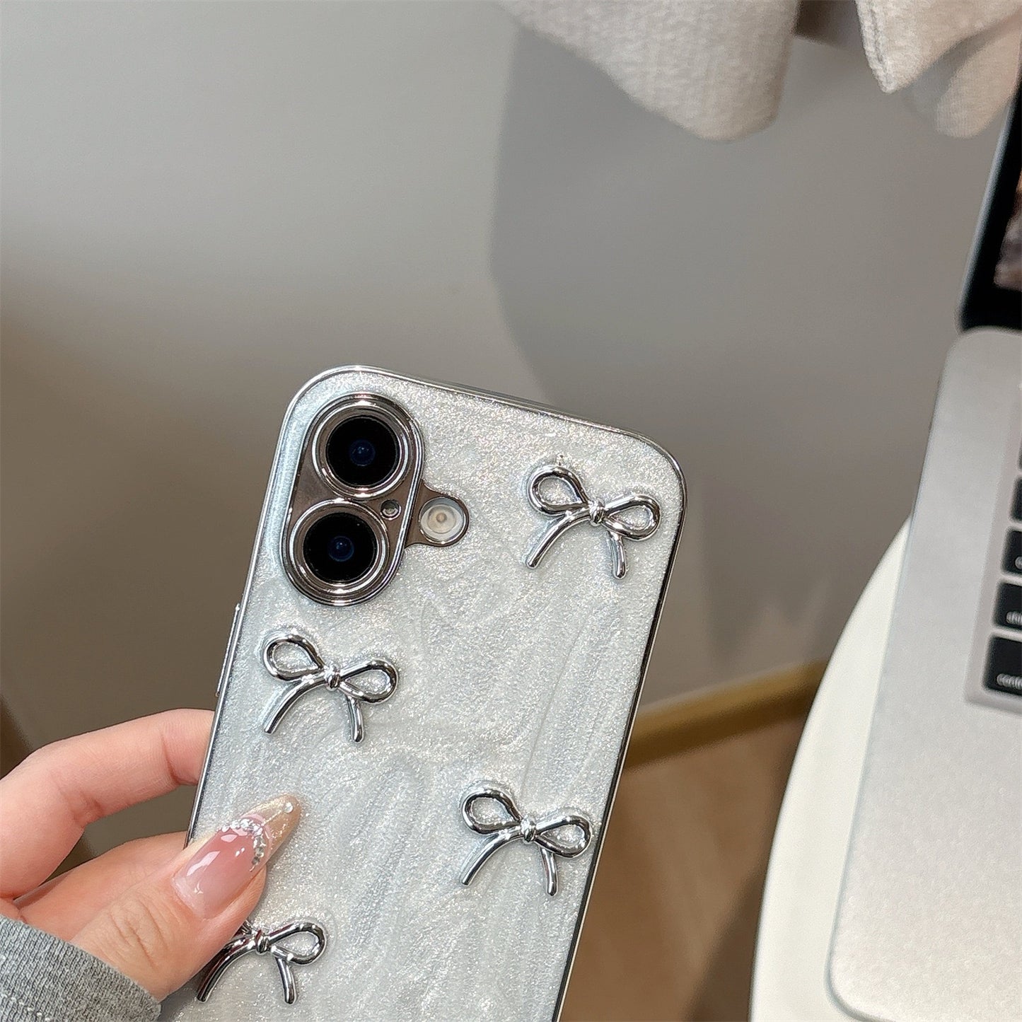 Bow(Silver) Glitter TPU Case – Chic & Protective